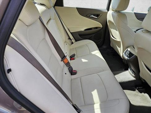Used 2024 Chevrolet Malibu LT image 21