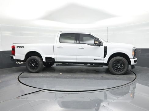 New 2026 Ford F250 Lariat w/ Black Appearance Package image 16