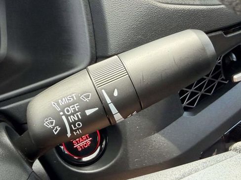 Certified 2025 Honda Accord SE image 18