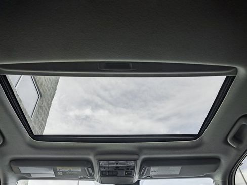 Used 2022 Toyota 4Runner SR5 Premium image 31