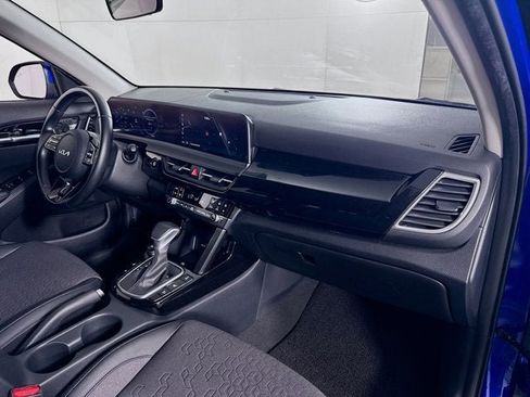 Certified 2024 Kia Seltos S image 28