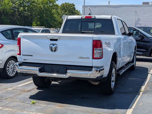 Used 2022 RAM 1500 Big Horn AWD/4WD image 3