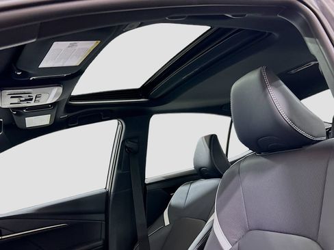New 2026 Toyota Camry SE FWD image 21
