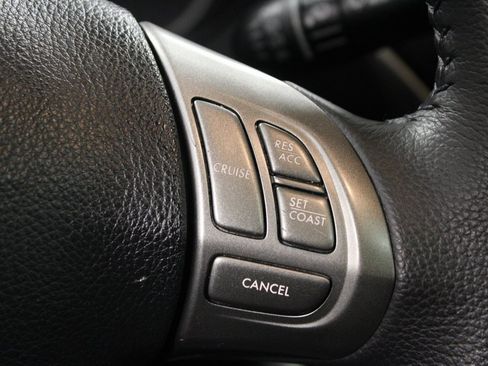 Used 2010 Subaru Impreza 2.5i Premium image 13