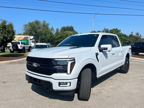 Used 2025 Ford F150 Platinum w/ Equipment Group 702A High AWD/4WD image 3