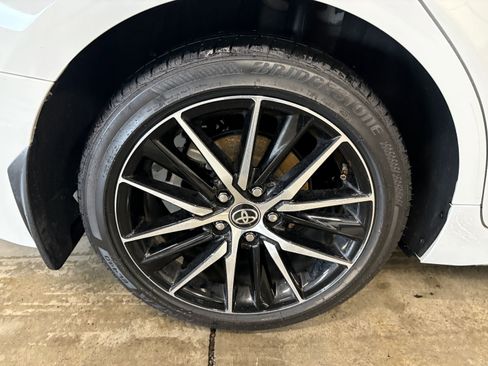 Certified 2024 Toyota Camry SE FWD image 29