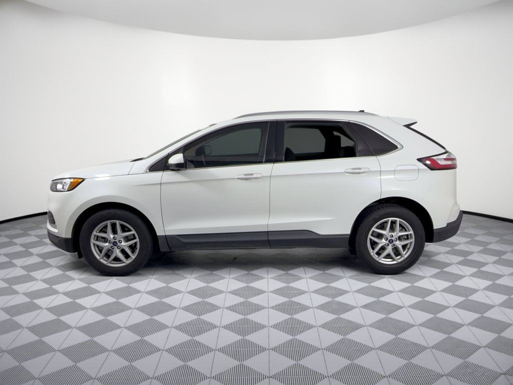 Used 2022 Ford Edge SEL w/ Convenience Package AWD/4WD image 2