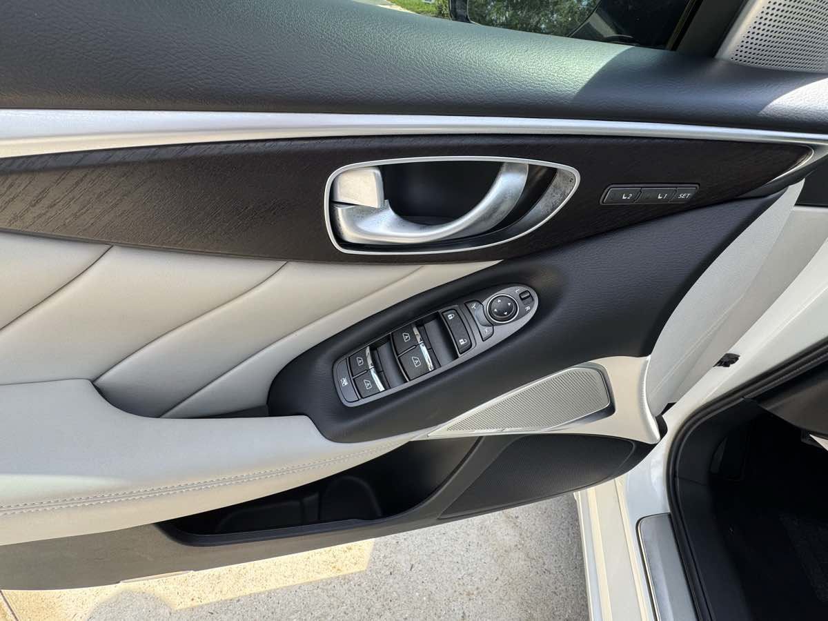Used 2022 INFINITI Q50 Sensory AWD/4WD image 12