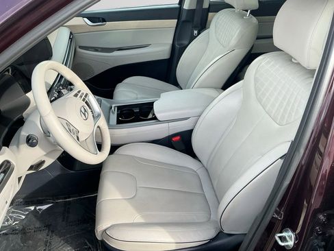 Used 2024 Hyundai Palisade Limited image 9
