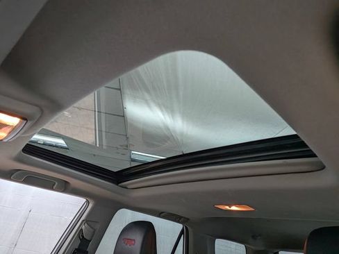 Used 2021 Toyota 4Runner Venture w/ Moonroof Package AWD/4WD image 13