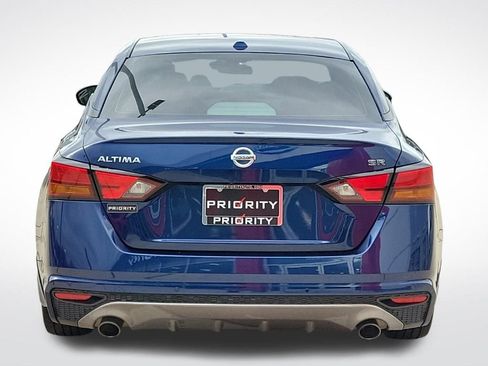 Used 2020 Nissan Altima 2.5 SR w/ Premium Package image 4