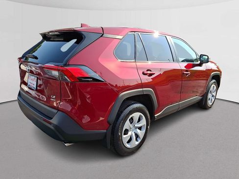 Used 2024 Toyota RAV4 LE AWD/4WD image 11