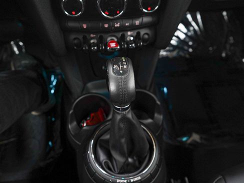 Used 2015 MINI Cooper 2-Door Hardtop FWD image 21