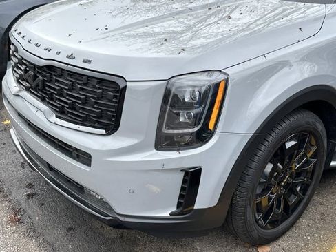 Used 2022 Kia Telluride SX w/ SX Prestige Package AWD/4WD image 5