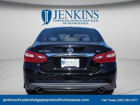 Used 2018 Nissan Altima 2.5 SV FWD image 5