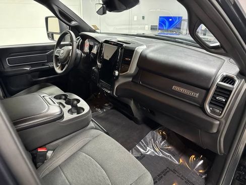 Used 2025 RAM 2500 Big Horn AWD/4WD image 29