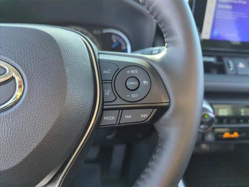 Used 2024 Toyota RAV4 XLE Premium image 15