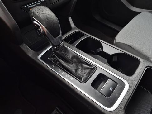 Used 2018 Ford Escape SE FWD image 26