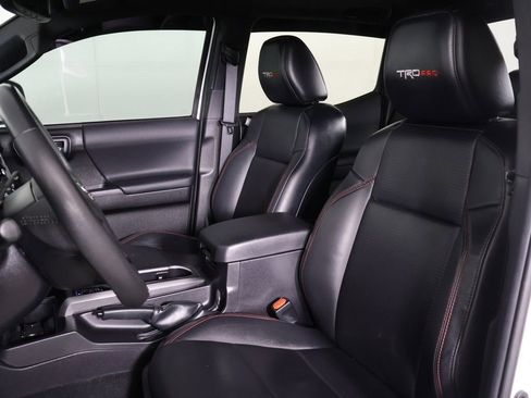 Used 2023 Toyota Tacoma TRD Pro AWD/4WD image 28