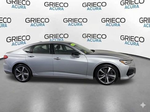Used 2024 Acura TLX w/ Technology Package FWD image 9