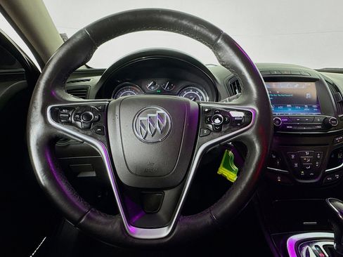 Used 2016 Buick Regal image 11