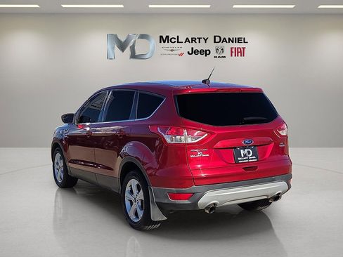 Used 2015 Ford Escape SE image 4