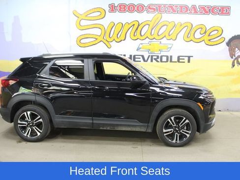Used 2025 Chevrolet TrailBlazer LT w/ Convenience Package AWD/4WD image 1