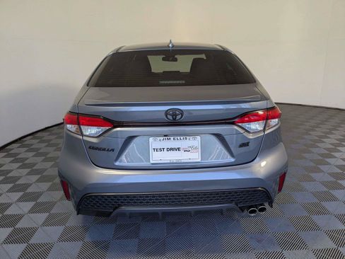 Used 2022 Toyota Corolla SE FWD image 6