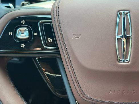 New 2026 Lincoln Aviator Reserve AWD/4WD image 30