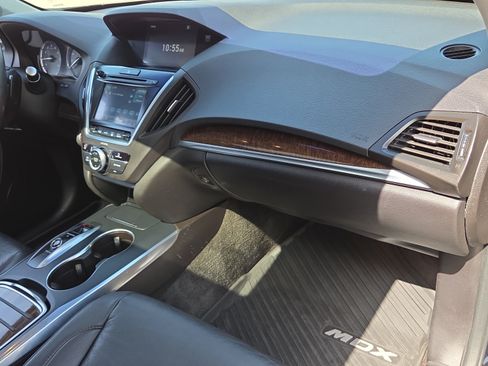 Used 2018 Acura MDX SH-AWD image 16