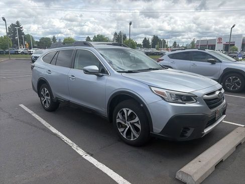 Used 2020 Subaru Outback Limited XT w/ Popular Package #2 AWD/4WD image 6