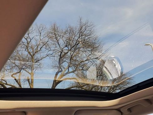 Used 2024 Lincoln Corsair AWD w/ Equipment Group 101A image 24