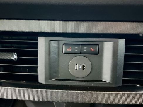 New 2026 Ford F350 Platinum image 30