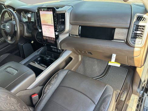 Used 2025 RAM 2500 Limited image 10