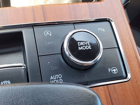 Used 2020 Lincoln Navigator L Reserve w/ Luxury Package AWD/4WD image 23