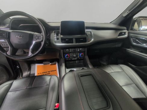 Used 2022 Chevrolet Suburban RST w/ Luxury Package image 11