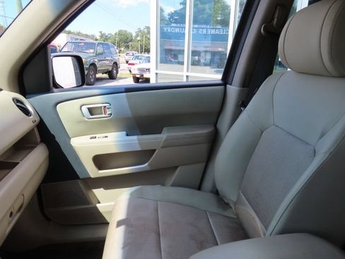 Used 2015 Honda Pilot EX image 22