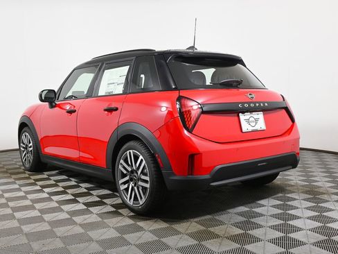 New 2026 MINI Cooper 4-Door Hardtop image 5