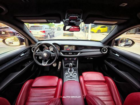 Used 2022 Alfa Romeo Stelvio Sprint AWD/4WD image 22