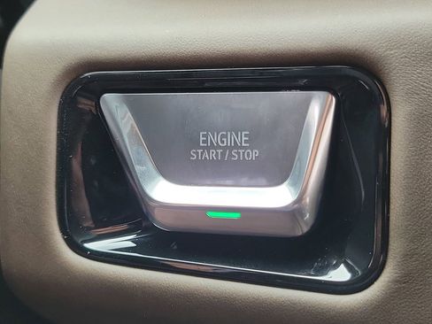 New 2026 GMC Yukon XL Denali Ultimate AWD/4WD image 14