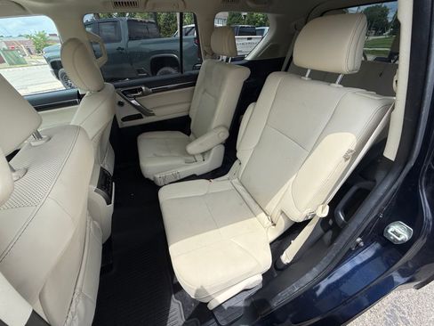 Used 2022 Lexus GX 460 Premium AWD/4WD image 19