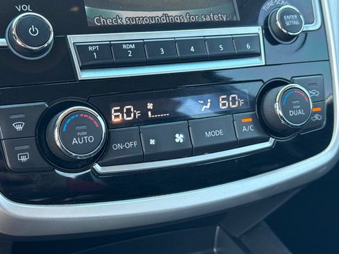Used 2018 Nissan Altima 2.5 SL FWD image 19