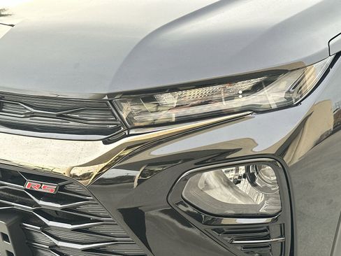 Certified 2022 Chevrolet TrailBlazer RS w/ Convenience Package image 11