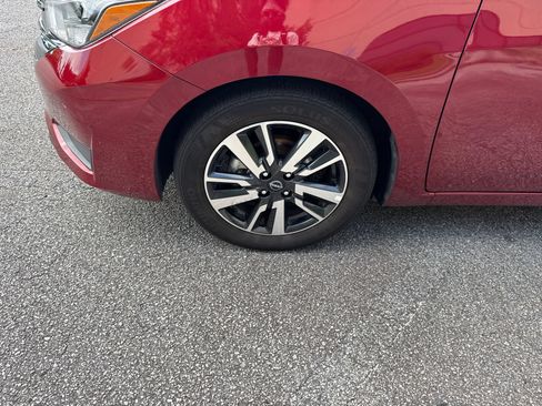 Used 2025 Nissan Versa SV FWD image 11