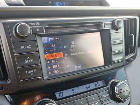 Used 2013 Toyota RAV4 Limited image 17