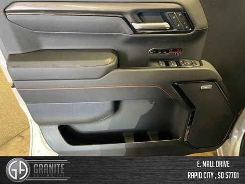 New 2026 GMC Sierra 1500 AT4 w/ AT4 Premium Package AWD/4WD image 18