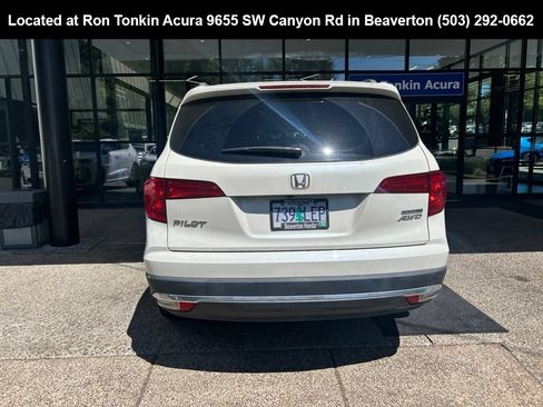 Used 2018 Honda Pilot Touring image 5