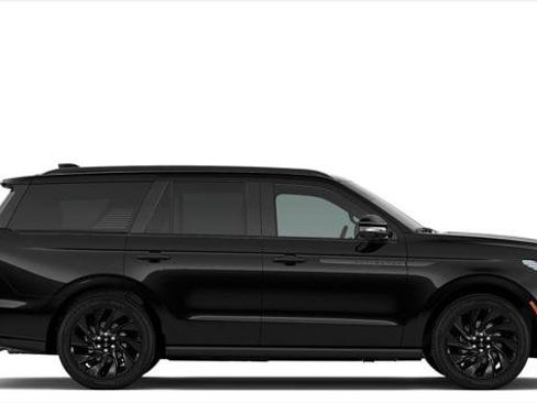 New 2026 Lincoln Navigator Reserve w/ Jet Appearance Package AWD/4WD image 5