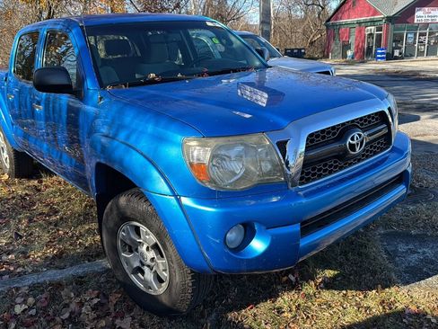 Used 2011 Toyota Tacoma 4x4 Double Cab w/ SR5 Pkg #2 image 4