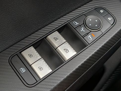 Used 2024 Mitsubishi Outlander SEL FWD image 24